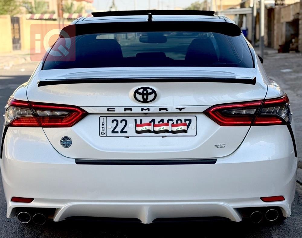 تۆیۆتا کامری